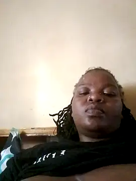 pretty-donna online show from 23, 11, 2025