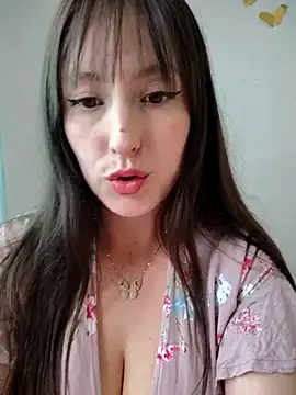 Snapshot of Belly_Rosse chatting on 15, 7, 2026 Belly Rosse online show from 15, 7, 2026