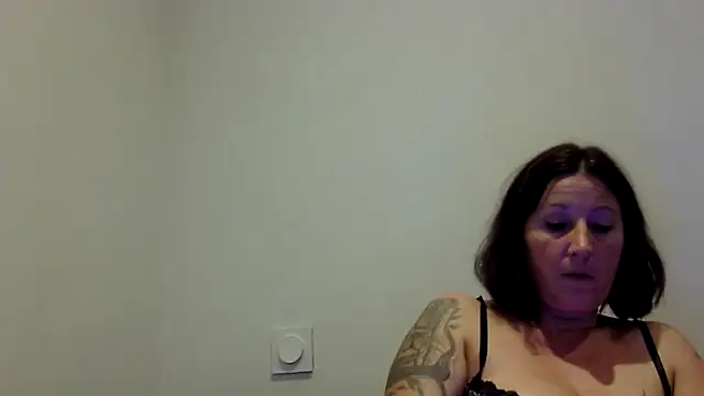 feline27 online show from 2, 11, 2025