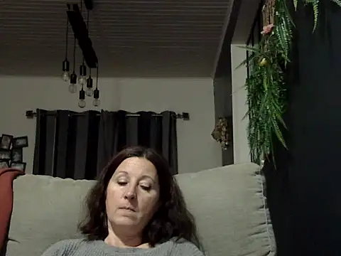 feline27 online show from 28, 11, 2025