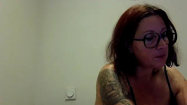 feline27 online show from 28, 10, 2025