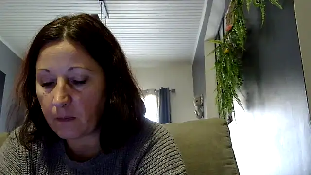 feline27 online show from 28, 11, 2025