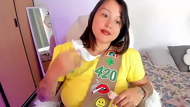 bigbooty-30 online show from 2, 3, 2025