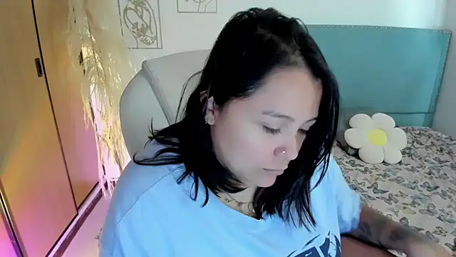 bigbooty-30 online show from 23, 9, 2025