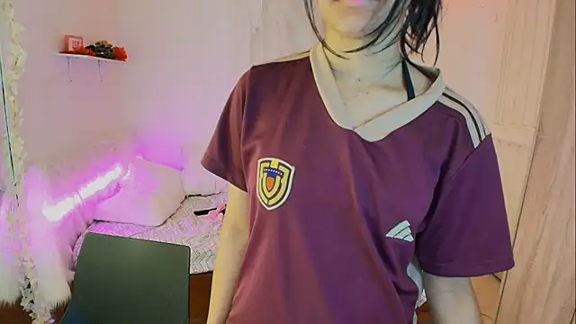 Nanami 19 online show from 5, 12, 2025