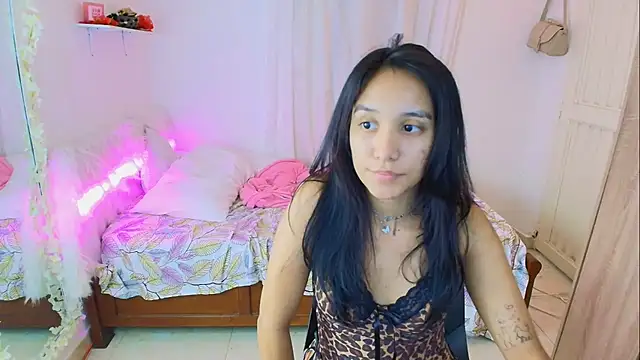 Nanami 19 online show from 1, 12, 2025