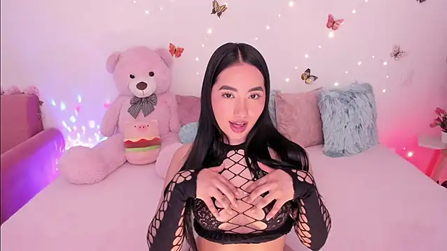 Zara uwu  online show from 16, 2, 2026