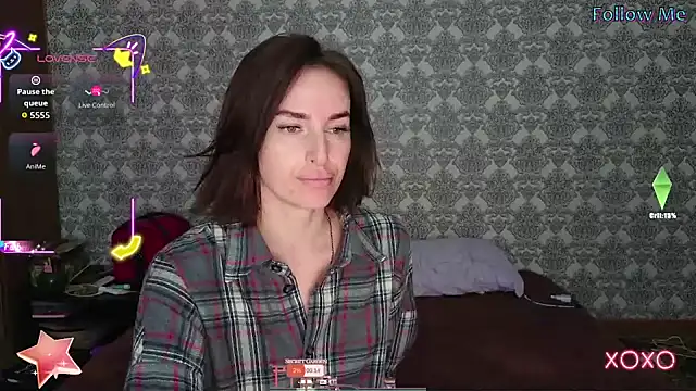 xx adrihanna xx online show from 3, 10, 2025