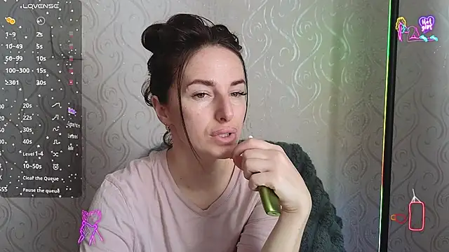xx adrihanna xx online show from 11, 5, 2026