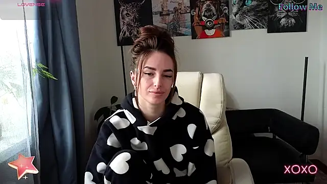 xx adrihanna xx online show from 15, 3, 2025