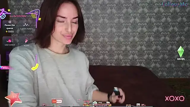 xx adrihanna xx online show from 6, 10, 2025