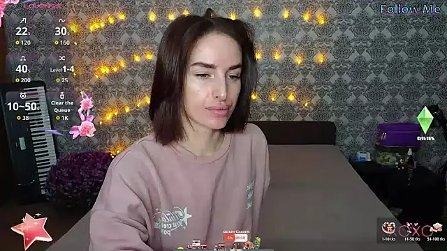 xx adrihanna xx online show from 17, 10, 2025