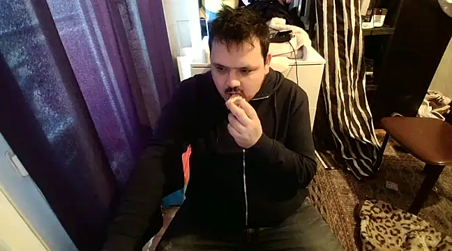 Snapshot of Bebemickey75 chatting on 26, 2, 2025 Bebemickey75 online show from 26, 2, 2025