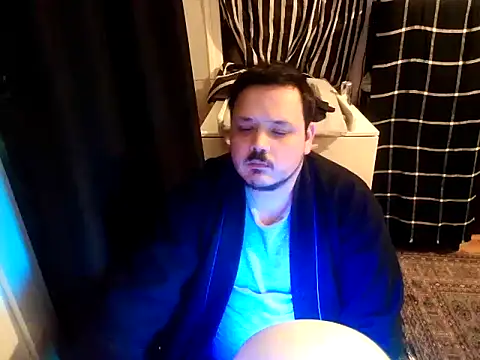 Snapshot of Bebemickey75 chatting on 14, 3, 2025 Bebemickey75 online show from 14, 3, 2025