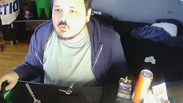 Snapshot of Bebemickey75 chatting on 9, 11, 2025 Bebemickey75 online show from 9, 11, 2025