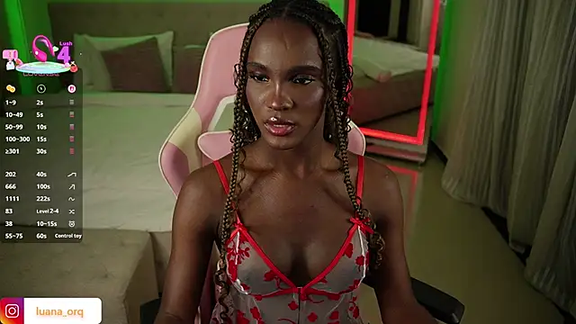 LuanaRisque online show from 23, 12, 2025