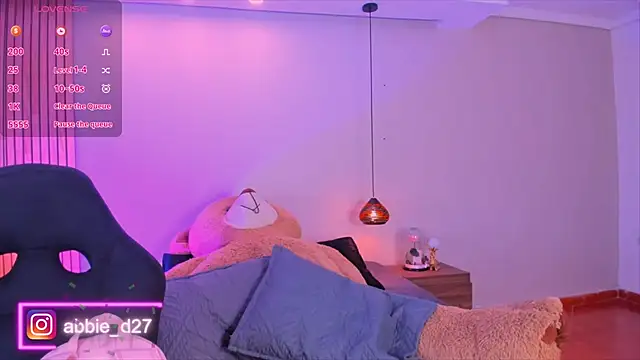 AbbieEdmond online show from 13, 11, 2025