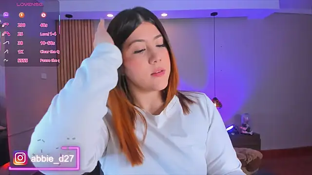 AbbieEdmond online show from 25, 10, 2025