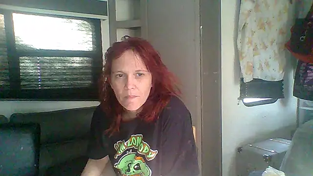 spundarella420 online show from 5, 1, 2025