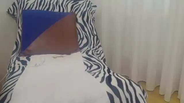 Snapshot of Web_Lady chatting on 8, 4, 2026 Web Lady online show from 8, 4, 2026