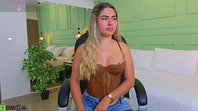 Snapshot of kataliina__ chatting on 13, 4, 2026 kataliina online show from 13, 4, 2026