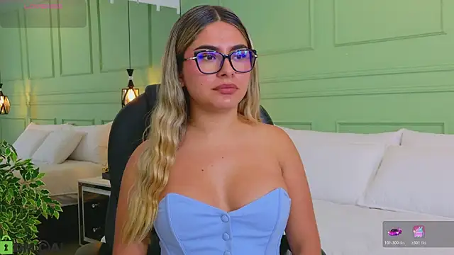 Snapshot of kataliina__ chatting on 4, 3, 2026 kataliina online show from 4, 3, 2026