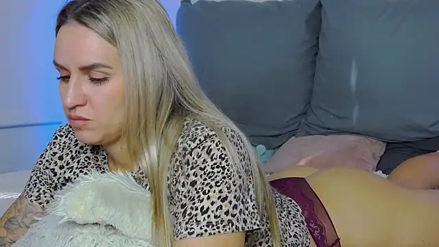 SofiJames online show from 31, 10, 2025