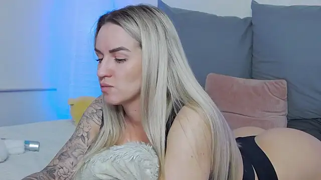 SofiJames online show from 20, 3, 2025