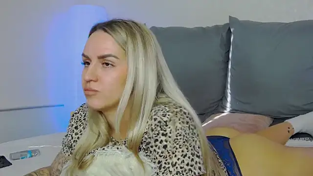 SofiJames online show from 9, 11, 2025