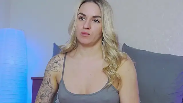 SofiJames online show from 11, 3, 2025