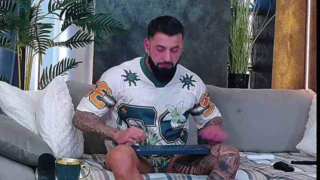 masterkingofmusclee online show from 16, 10, 2025