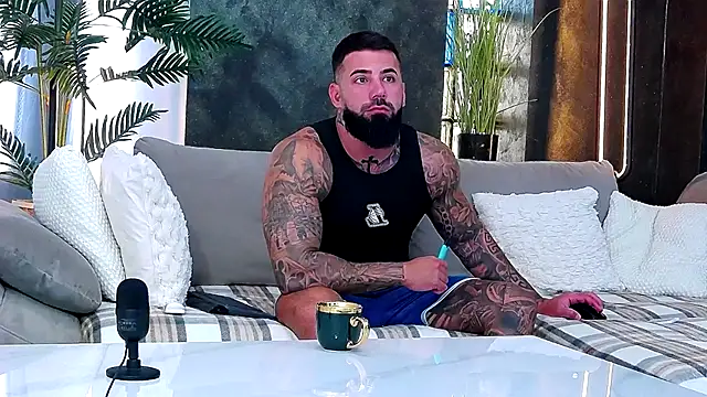 masterkingofmusclee online show from 15, 9, 2025