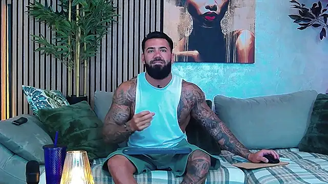 Snapshot of masterkingofmusclee chatting on 8, 5, 2026 masterkingofmusclee online show from 8, 5, 2026
