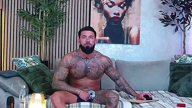 Snapshot of masterkingofmusclee chatting on 5, 5, 2026 masterkingofmusclee online show from 5, 5, 2026