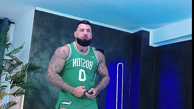 masterkingofmusclee online show from 4, 10, 2025