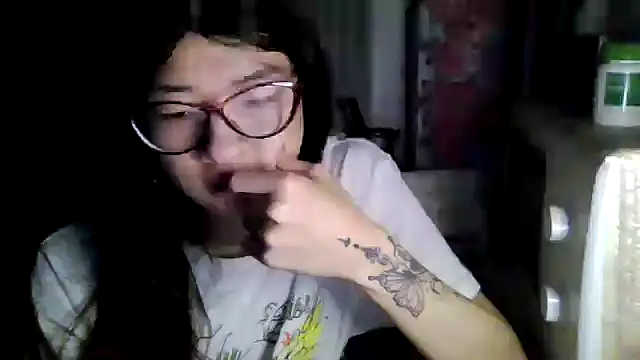 CarlyJoy online show from 18, 3, 2026