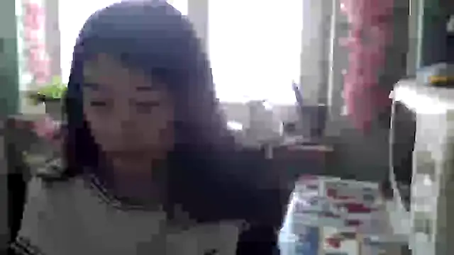 CarlyJoy online show from 10, 10, 2025