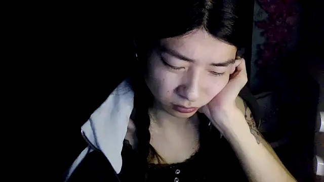 CarlyJoy online show from 5, 1, 2026