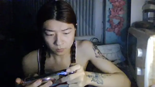 CarlyJoy online show from 16, 7, 2026
