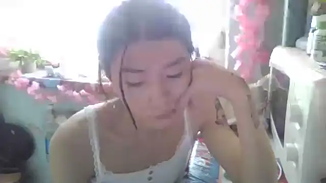 CarlyJoy online show from 15, 9, 2025