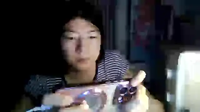 CarlyJoy online show from 31, 5, 2026