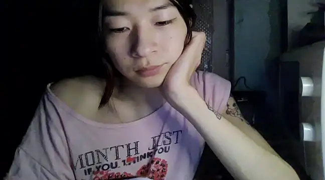 CarlyJoy online show from 21, 3, 2025