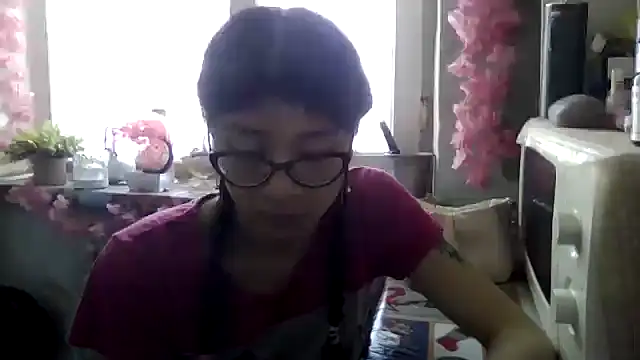 CarlyJoy online show from 16, 10, 2025