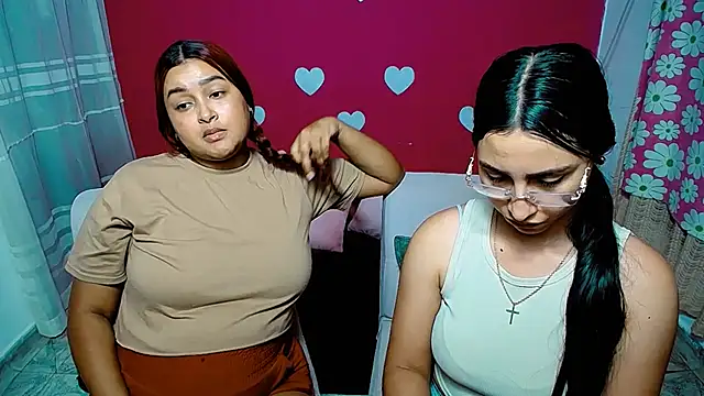 Snapshot of violeta_rous chatting on 3, 6, 2026 violeta rous online show from 3, 6, 2026