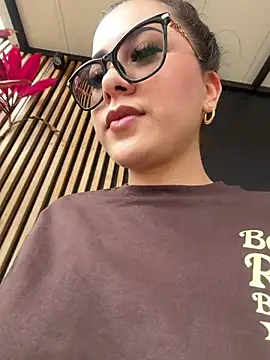 Natha Fantasy online show from 5, 4, 2026