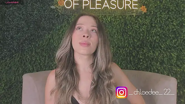 chloe d online show from 18, 9, 2025