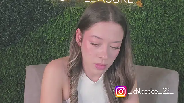 chloe d online show from 18, 10, 2025