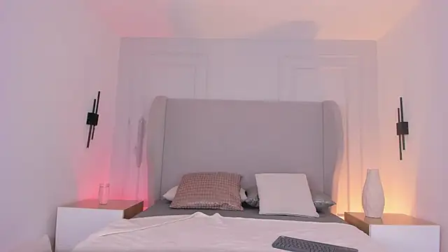 chloe d online show from 17, 11, 2025