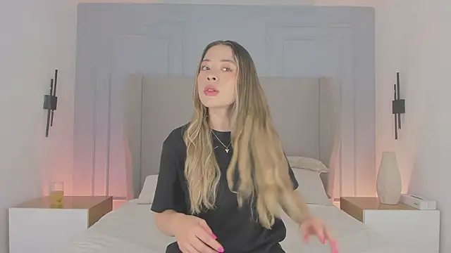 chloe d online show from 12, 6, 2026