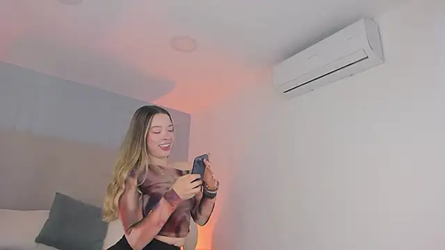 chloe d online show from 12, 3, 2026